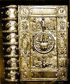 Книга знаменитой серебнянной библиотеки герцога Альбрехта